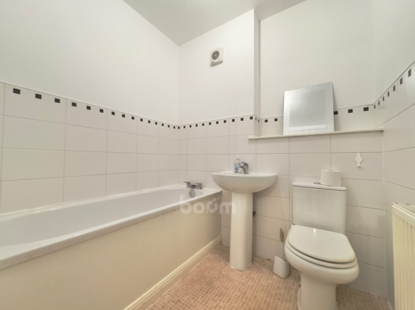 Images for Flat 0/1 1 Williamson Place, Johnstone, Renfrewshire, PA5 9DW, UK