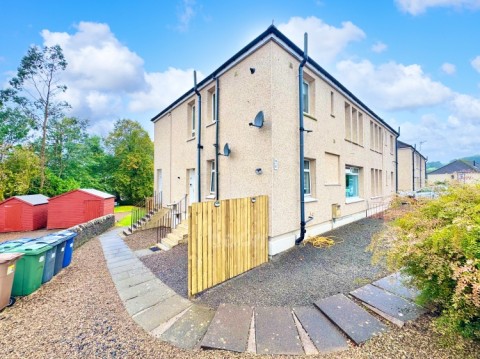 View Full Details for 19 Calderpark Street, Lochwinnoch, Renfrewshire, PA12 4AT, UK