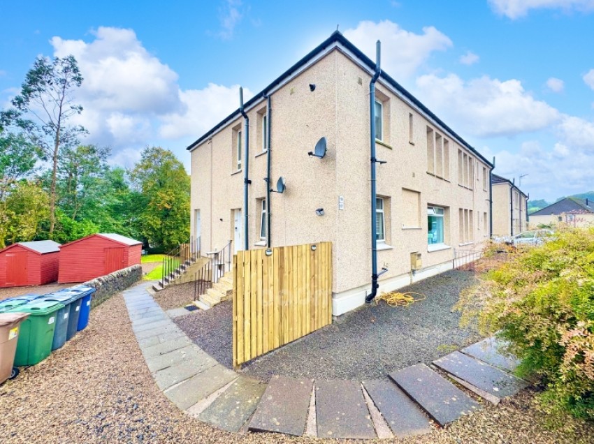 Images for 19 Calderpark Street, Lochwinnoch, Renfrewshire, PA12 4AT, UK