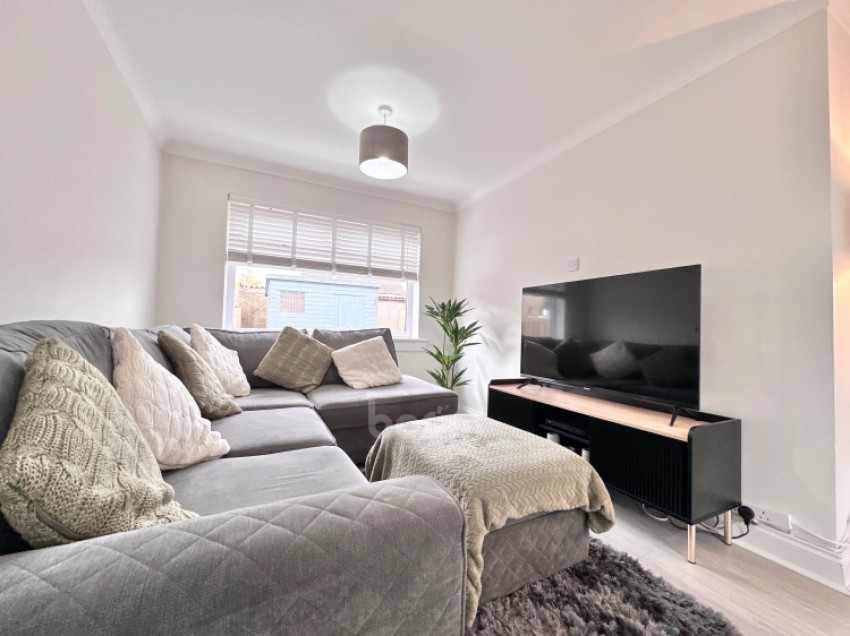 Images for 124 Brediland Road, Linwood, Paisley, Renfrewshire, PA3 3RR, UK