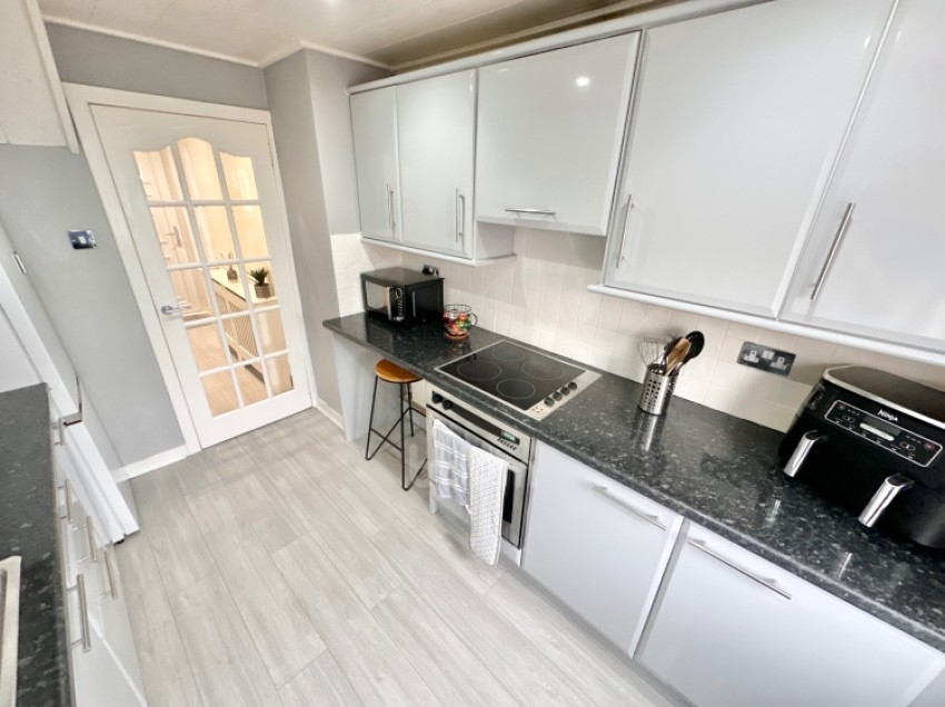 Images for 124 Brediland Road, Linwood, Paisley, Renfrewshire, PA3 3RR, UK