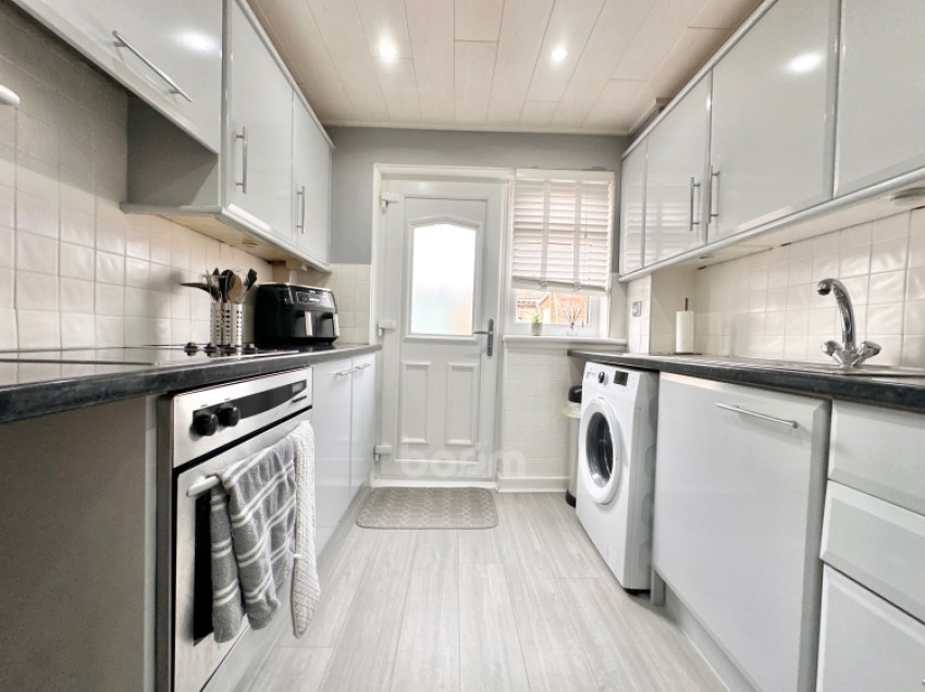 Images for 124 Brediland Road, Linwood, Paisley, Renfrewshire, PA3 3RR, UK