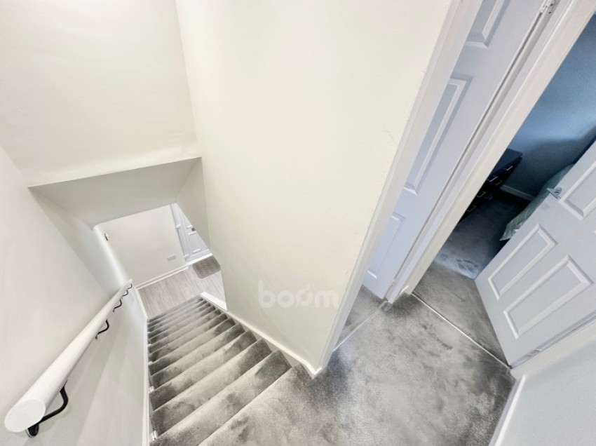Images for 124 Brediland Road, Linwood, Paisley, Renfrewshire, PA3 3RR, UK