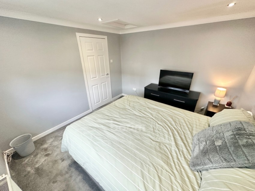 Images for 124 Brediland Road, Linwood, Paisley, Renfrewshire, PA3 3RR, UK