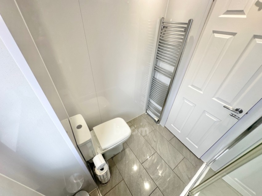 Images for 124 Brediland Road, Linwood, Paisley, Renfrewshire, PA3 3RR, UK