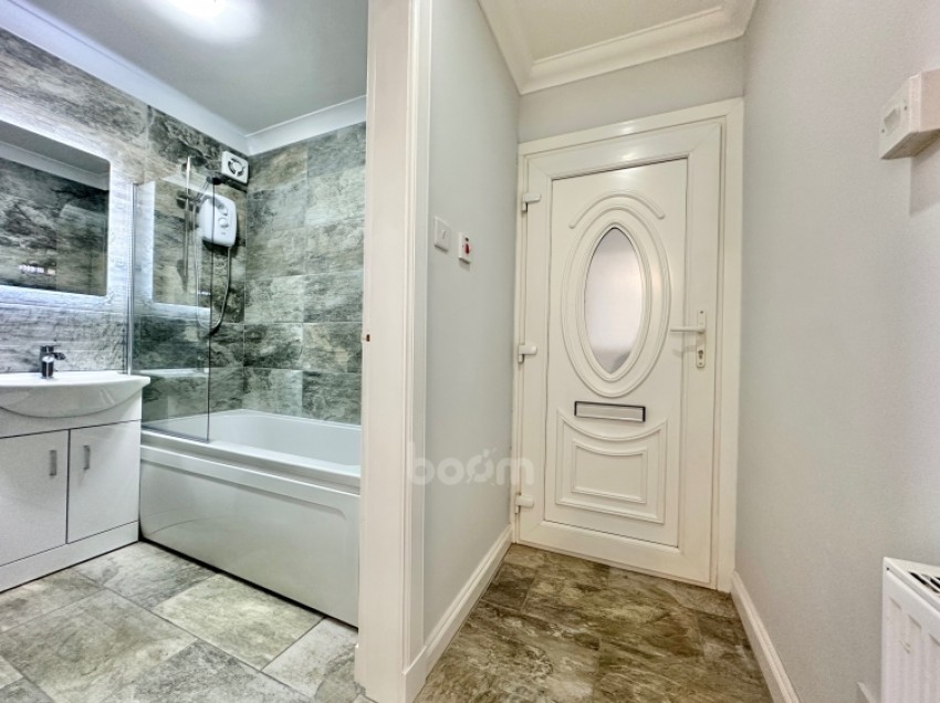 Images for Flat 0/1, 1 Mayfield North Street, Houston, Johnstone, Renfrewshire, PA6 7HF, UK