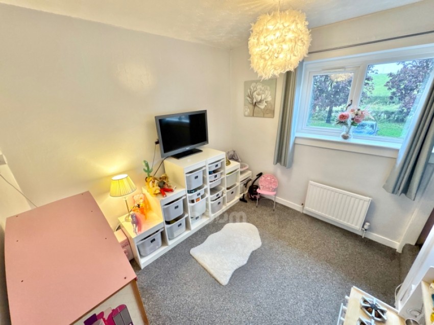 Images for 8 Briery Court, Kilbirnie, Ayrshire, KA25 6JD, UK