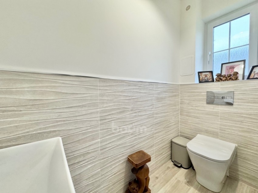 Images for 9 Colville Crescent, Beith, Ayrshire, KA14 3BG, UK