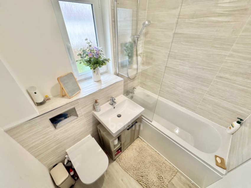 Images for 9 Colville Crescent, Beith, Ayrshire, KA14 3BG, UK