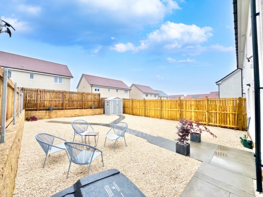 Images for 9 Colville Crescent, Beith, Ayrshire, KA14 3BG, UK
