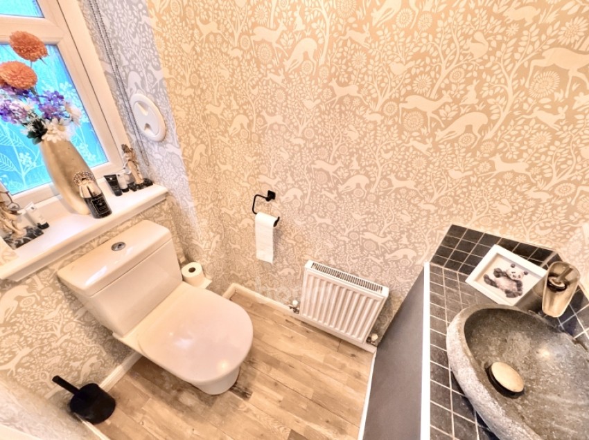 Images for 4 Millbarr Grove, Barrmill, Beith, Ayrshire, KA15 1GA, UK