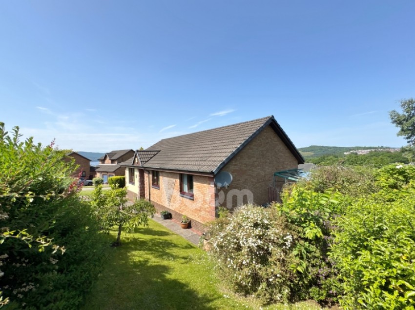 Images for 33 Cullen Crescent, Inverkip, Greenock, Renfrewshire, PA16 0HY, UK