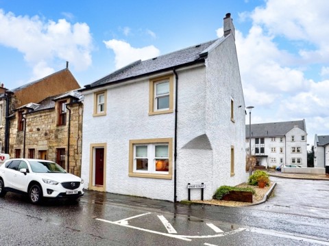 View Full Details for 43 Main Street, Lochwinnoch, Renfrewshire, PA12 4AH, UK