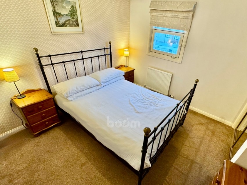 Images for 43 Main Street, Lochwinnoch, Renfrewshire, PA12 4AH, UK