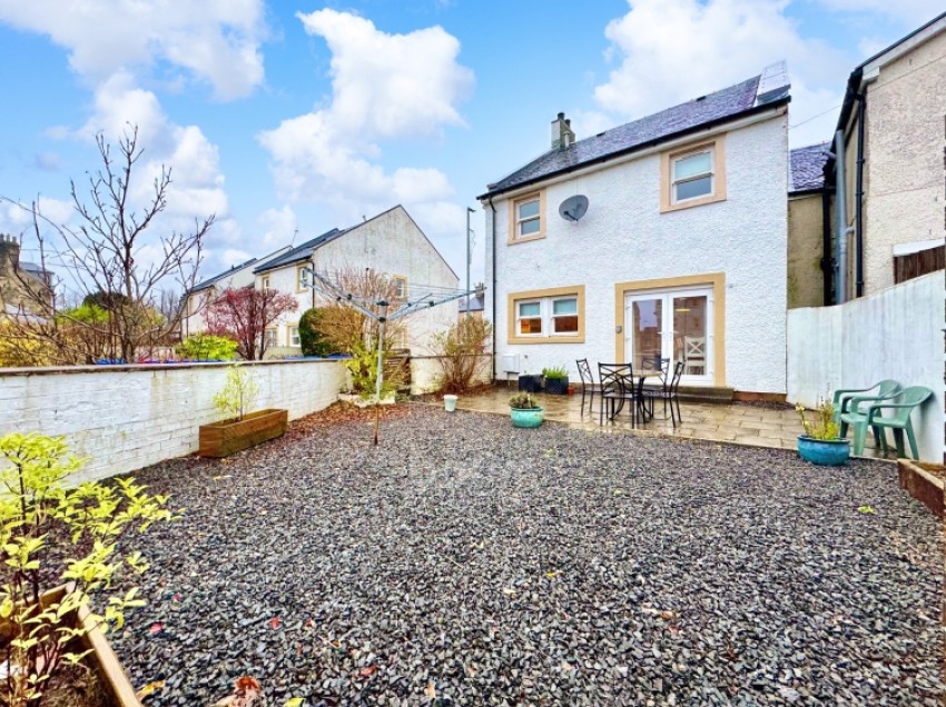 Images for 43 Main Street, Lochwinnoch, Renfrewshire, PA12 4AH, UK