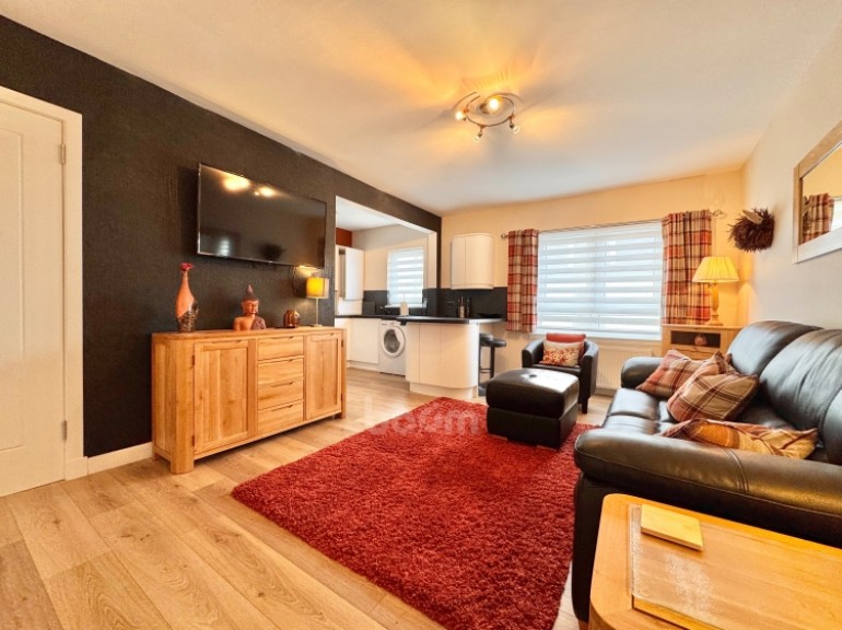 20c Wilson Street, Beith, Ayrshire, KA15 2BG, UK