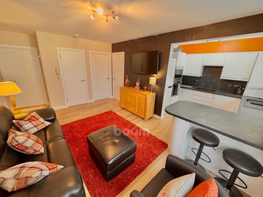 Images for 20c Wilson Street, Beith, Ayrshire, KA15 2BG, UK