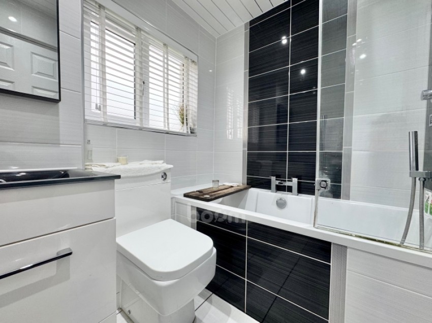 Images for 20 Rotherwood Way, Paisley, Renfrewshire, PA2 0LH, UK