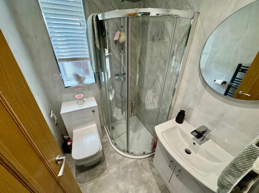 Images for 46 Davidson Avenue, Glengarnock, Beith, Ayrshire, KA14 3BL, UK