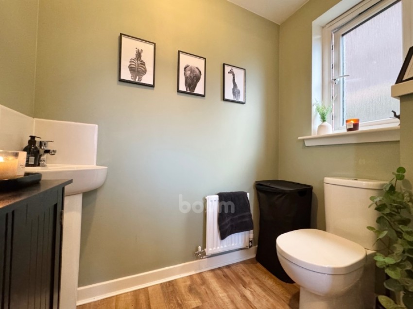 Images for 10 Sutherland Avenue, Stewarton, Kilmarnock, Ayrshire, KA3 3FF, UK