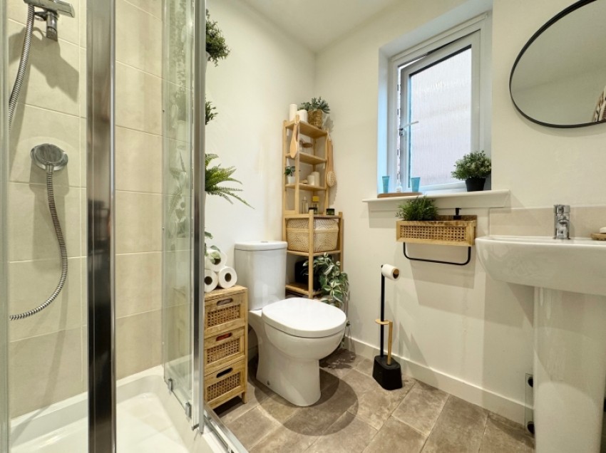 Images for 10 Sutherland Avenue, Stewarton, Kilmarnock, Ayrshire, KA3 3FF, UK