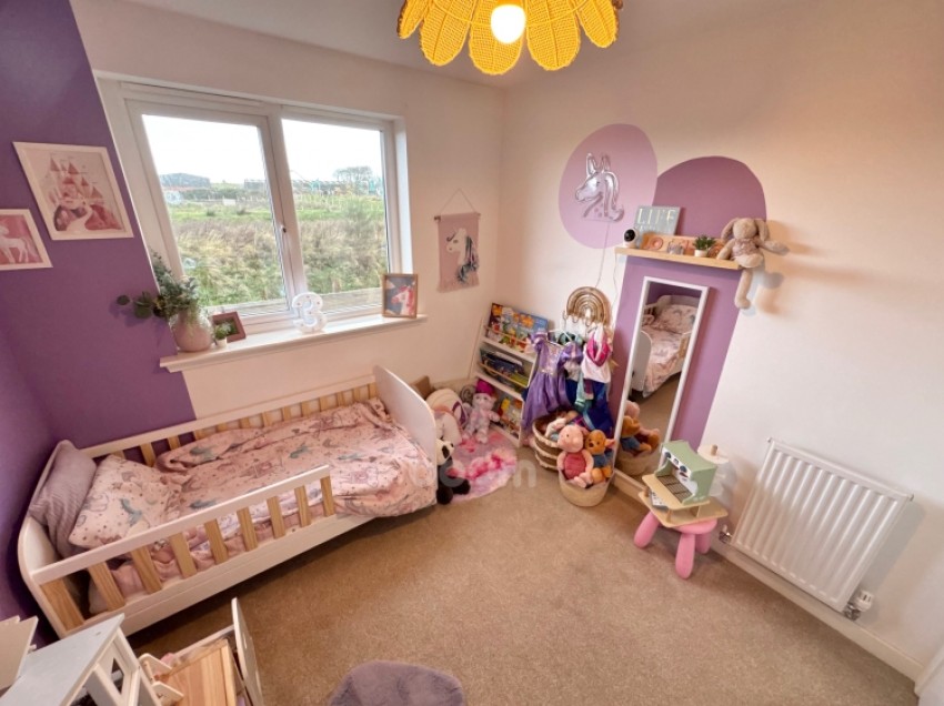 Images for 10 Sutherland Avenue, Stewarton, Kilmarnock, Ayrshire, KA3 3FF, UK