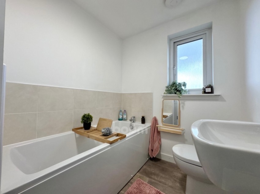 Images for 10 Sutherland Avenue, Stewarton, Kilmarnock, Ayrshire, KA3 3FF, UK