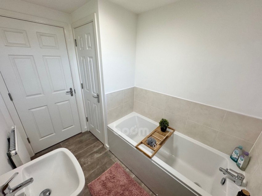 Images for 10 Sutherland Avenue, Stewarton, Kilmarnock, Ayrshire, KA3 3FF, UK