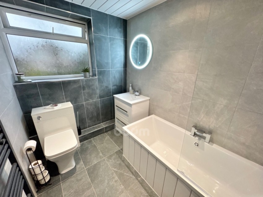 Images for 37 Lomond Crescent, Beith, Ayrshire, KA15 2EA, UK