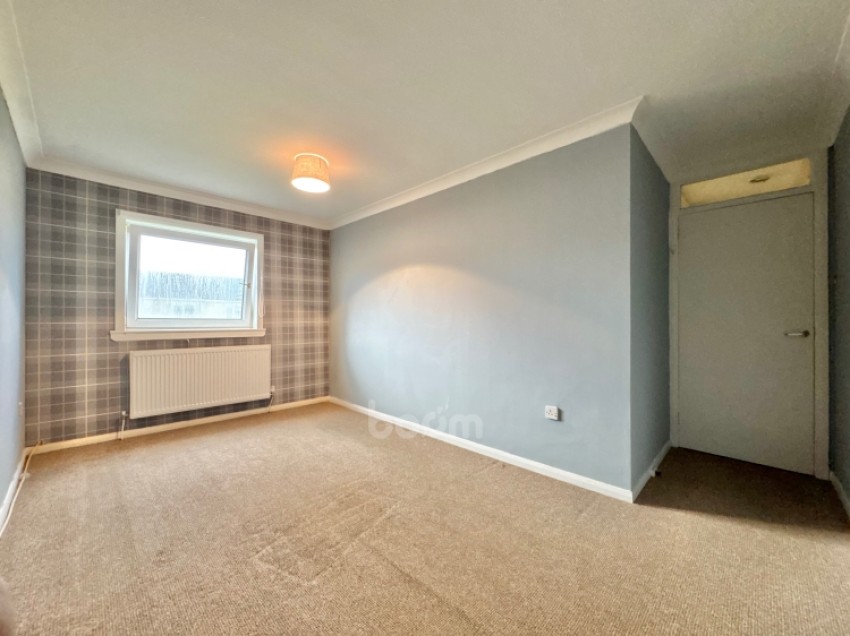 Images for 32 Russell Place, Linwood, Paisley, Renfrewshire, PA3 3SR, UK