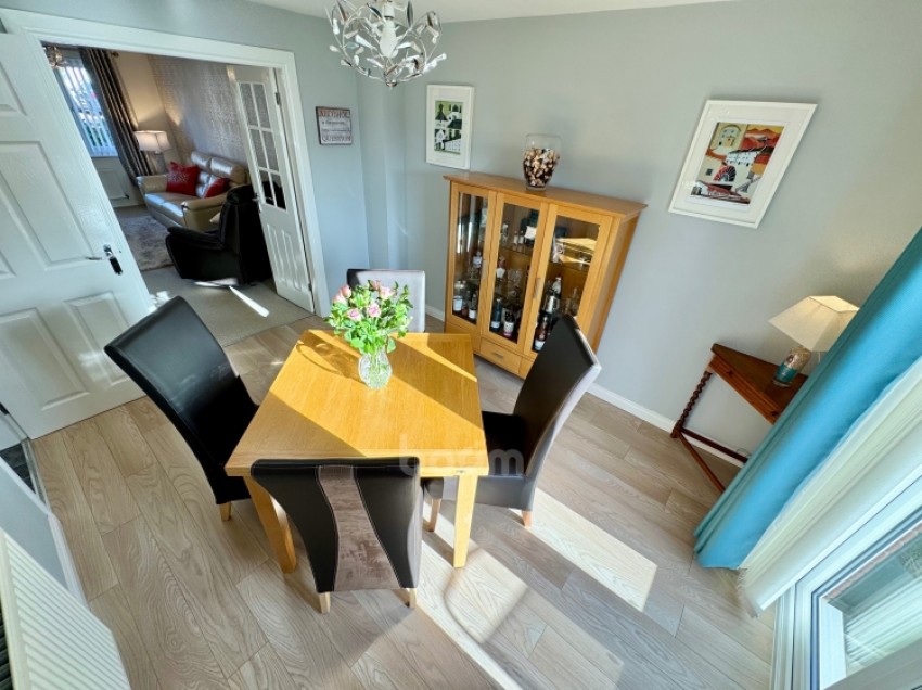 Images for 10 Cartleburn Gardens, Kilwinning, Ayrshire, KA13 7ND, UK