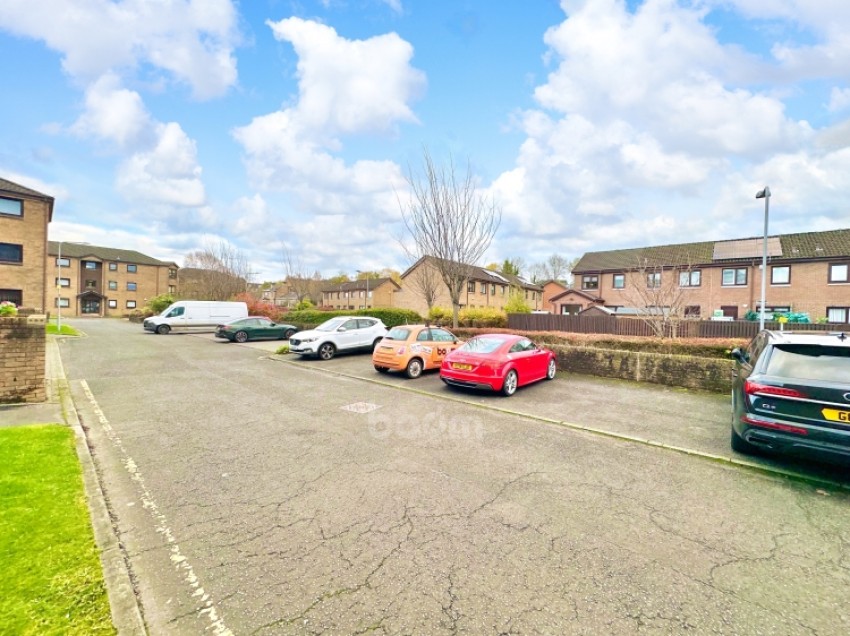 Images for 423 Castle Gait, Paisley, Renfrewshire, PA1 2HE, UK