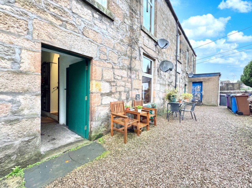 Images for Flat 0/1 2 Viewpark, Beith, Ayrshire, KA15 2BT, UK