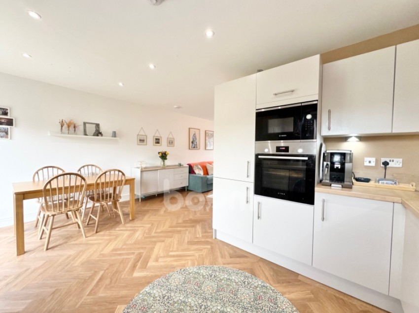 Images for 16 Lochwynd, Lochwinnoch, Renfrewshire, PA12 4FA, UK