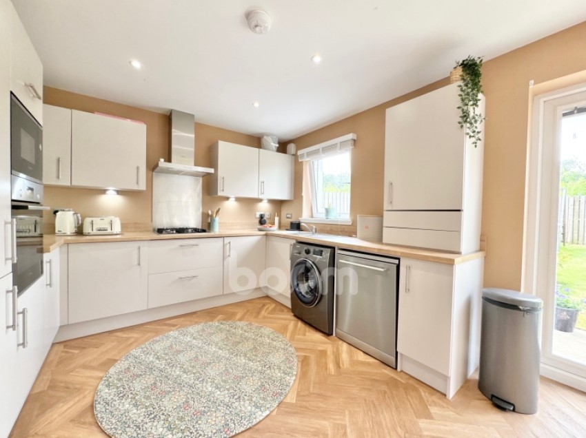 Images for 16 Lochwynd, Lochwinnoch, Renfrewshire, PA12 4FA, UK