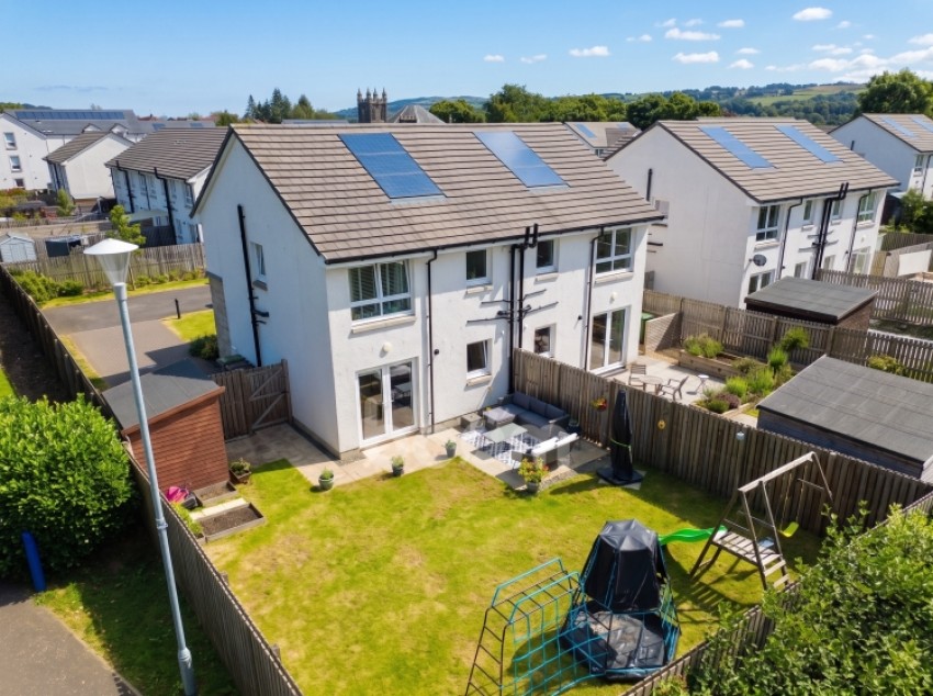 Images for 16 Lochwynd, Lochwinnoch, Renfrewshire, PA12 4FA, UK