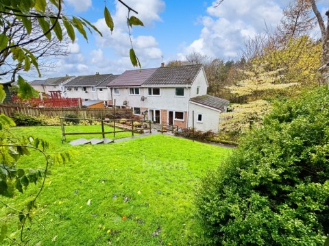 View Full Details for 26 Speirs Road, Lochwinnoch, Renfrewshire, PA12 4BS, UK