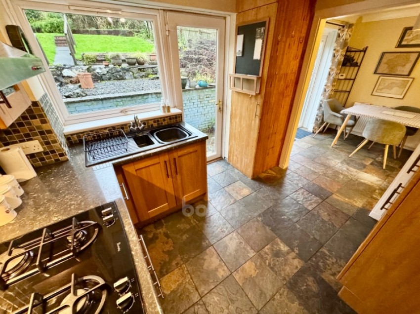 Images for 26 Speirs Road, Lochwinnoch, Renfrewshire, PA12 4BS, UK