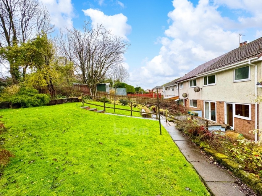 Images for 26 Speirs Road, Lochwinnoch, Renfrewshire, PA12 4BS, UK