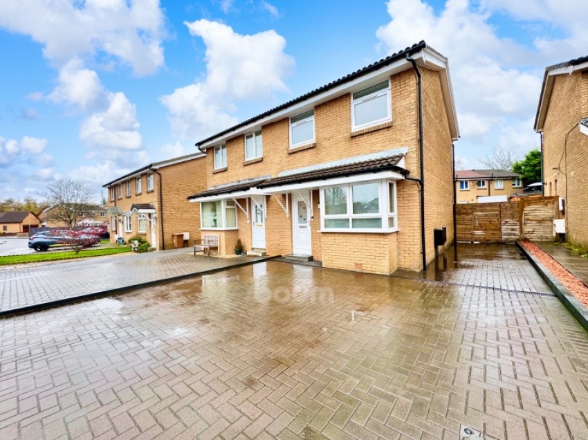 Images for 17 Balgray Way, Girdle Toll, Irvine, Ayrshire, KA11 1RP, UK