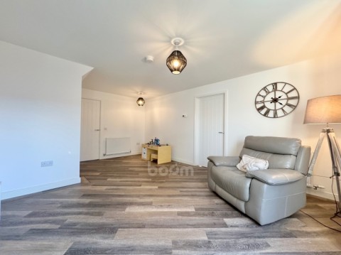 View Full Details for 39 Longbow Place, Kilwinning, Ayrshire, KA13 7ES, UK