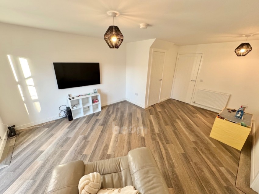 Images for 39 Longbow Place, Kilwinning, Ayrshire, KA13 7ES, UK