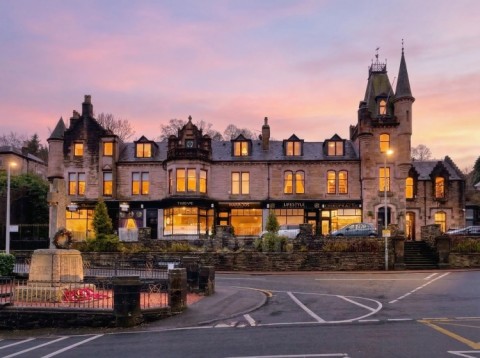 View Full Details for Flat 3 6 Castle Terrace, Bridge of Weir, Renfrewshire, PA11 3EF, UK