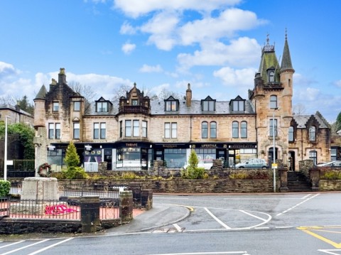 View Full Details for Flat 3 6 Castle Terrace, Bridge of Weir, Renfrewshire, PA11 3EF, UK