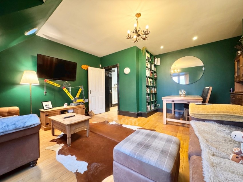 Images for Flat 3 6 Castle Terrace, Bridge of Weir, Renfrewshire, PA11 3EF, UK