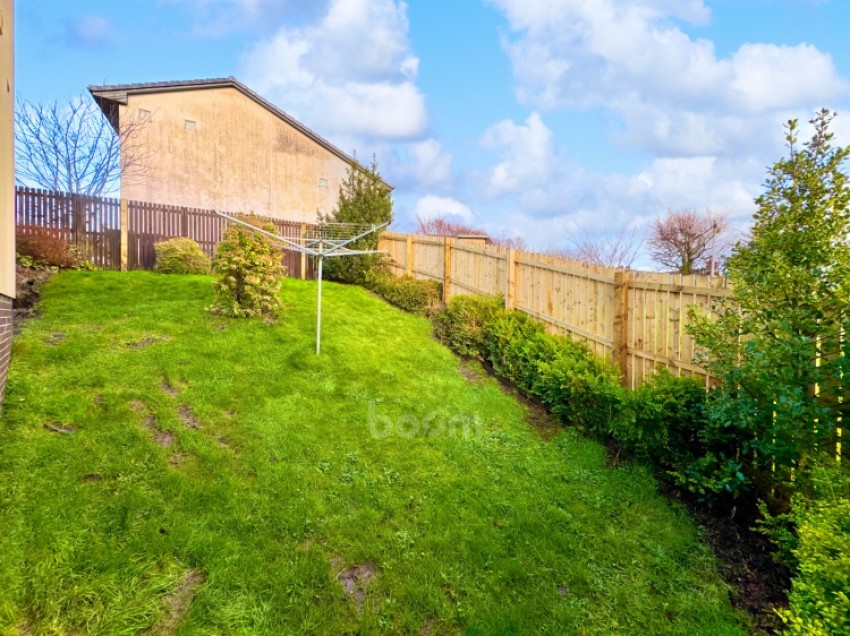 Images for 68 Braehead, Lochwinnoch, Renfrewshire, PA12 4AS, UK