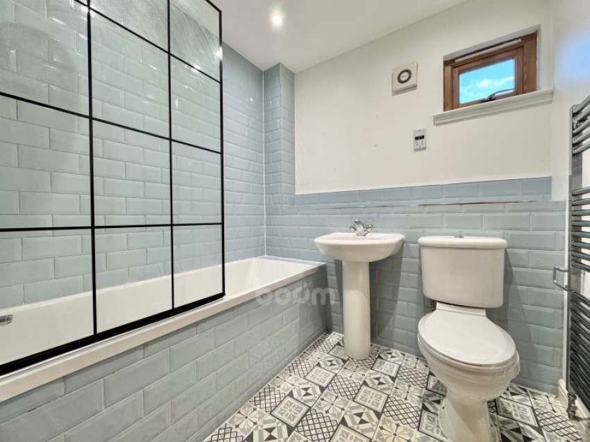 Images for 68 Braehead, Lochwinnoch, Renfrewshire, PA12 4AS, UK