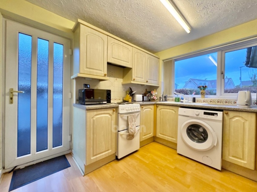 Images for 30 Lancaster Avenue, Beith, Ayrshire, KA15 1AR, UK