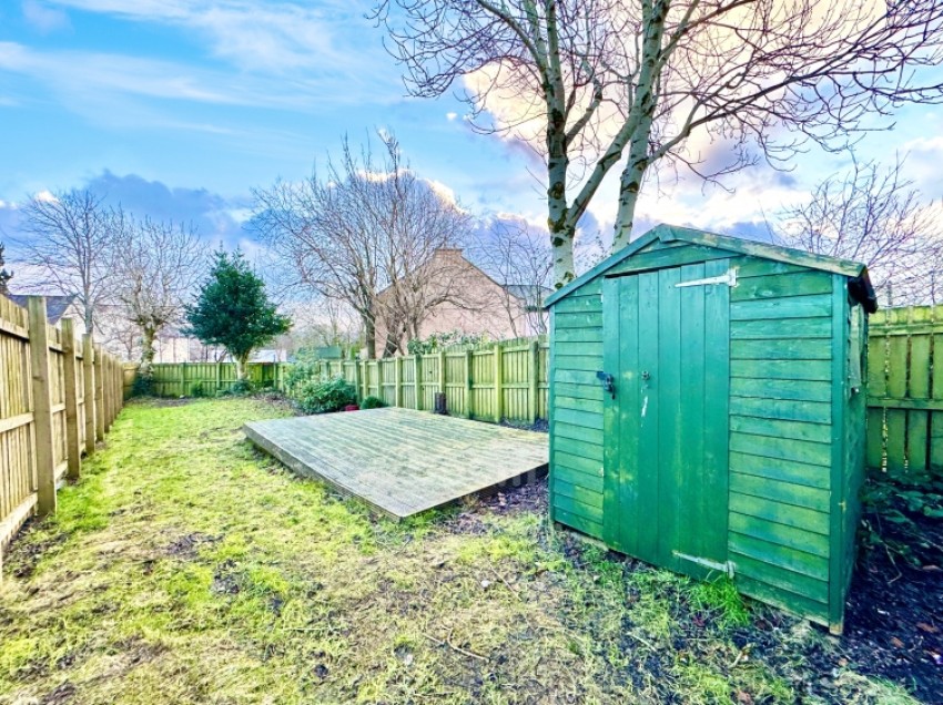 Images for 9 The Grove, Kilbarchan, Johnstone, Renfrewshire, PA10 2LG, UK