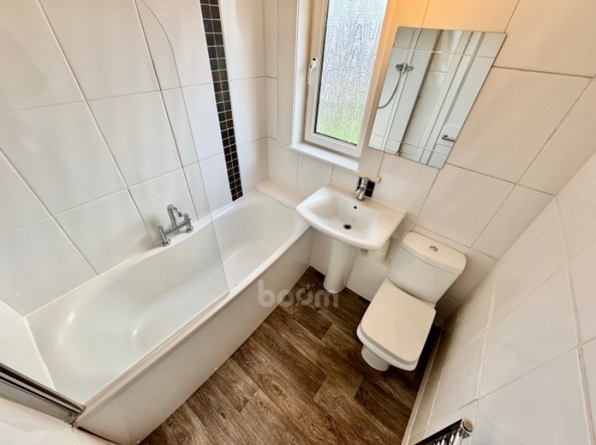 Images for 9 The Grove, Kilbarchan, Johnstone, Renfrewshire, PA10 2LG, UK